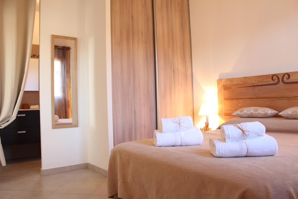 Villas Cala Corsa - 3 Et 4 Chambres - Cala Rossa Porto-Vecchio - Villas Entierement Climatisees Avec Piscine Chauffee Partagee Et Piscines Privees - Internet Gratuit Eksteriør billede